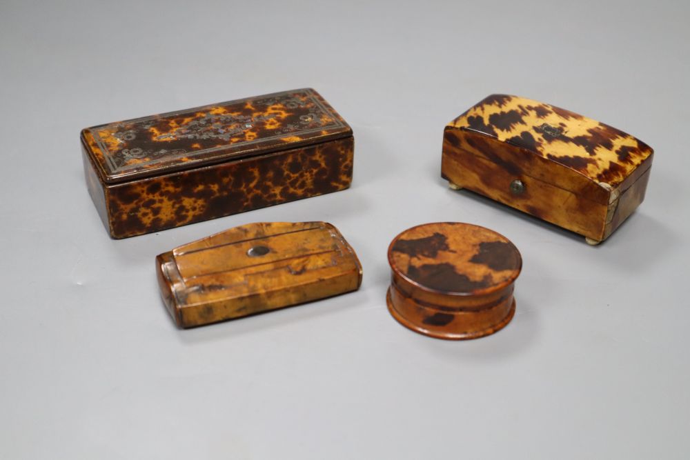 Four 19th century snuff boxes, widest 9.5cm